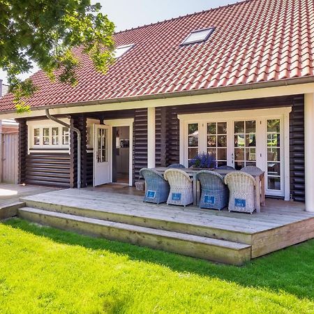 Strandhuis De Pierewaaier Sint Maartensvlotbrug Buitenkant foto